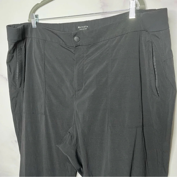 Athleta Black Trekkie Hike Pant‎ - Picture 8 of 15